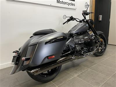 BMW  R18  2024