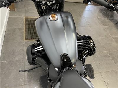 BMW  R18  2024